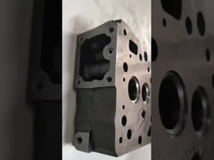 D1305 Cabeça de cilindro completa carregada para o tractor Kubota B2710HSD F3060 F3060-R