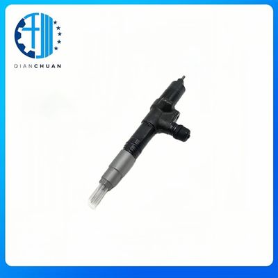 1J508-53052 J508-53070 1J508-53074 Fuel Injector For Kubota Engine V3800 V3800-TIEF4
